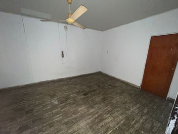 VENTA/CASA/AMPLIO TERRENO/IDEAL DESARROLLO
