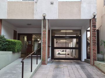 DEPARTAMENTO EN VENTA 2 DORM CON COCHERA