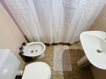 DEPARTAMENTO EN VENTA 2 DORM CON COCHERA