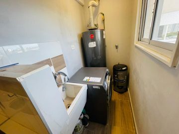 DEPARTAMENTO EN VENTA 2 DORM CON COCHERA