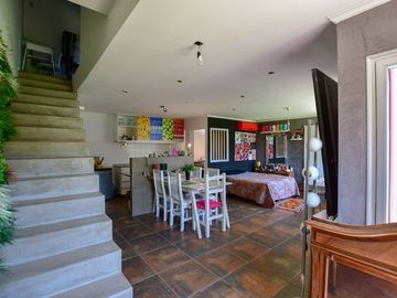 Casa 2 dormi c/ lavadero cochera jardin