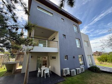 Moderno departamento Villa Gesell Terranostra