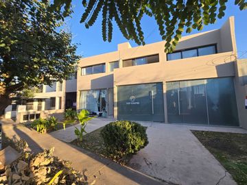 VENTA LOCAL COMERCIAL NUEVO POETA LUGONES CBA