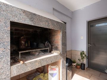 VENTA CASA + LOCAL SANTA ROSA DE CALAMUCHITA