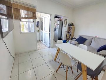 MONOAMBIENTE DIVIDIDO CON DORMITORIO SEPARADO LURO