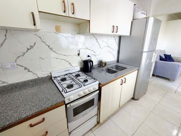 MONOAMBIENTE DIVIDIDO CON DORMITORIO SEPARADO LURO