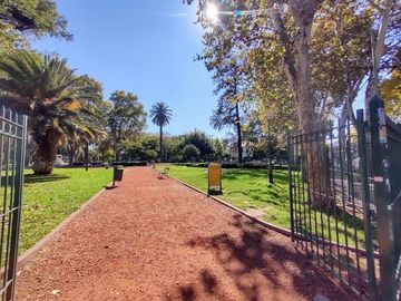 MONOAMBIENTE DIVIDIDO CON DORMITORIO SEPARADO LURO