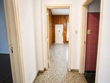 Vta casa 3 ambientes a refaccionar Coronado