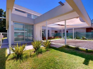 CASA EN VENTA VILLA ELISA LAS GARZAS 3 DORMITORIOS