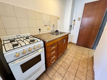 DEPARTAMENTO VENTA LA PLATA 1 DORMITORIO COCHERA