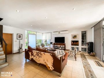 CASA EN VENTA CAMPOS DE ROCA 3 DORMITORIOS