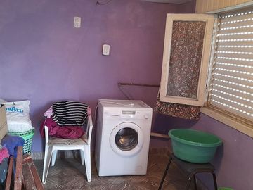 VENTA EN BLOCK CASA Y LOCALES 