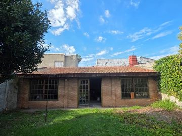 VENTA CASA 5 AMB. P.AVELLANEDA COCHERA QUINCHO