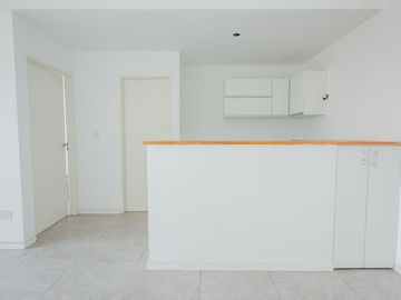 VENTA 2 AMB C/COCHERA A ESTRENAR SAN MARTIN CENTRO