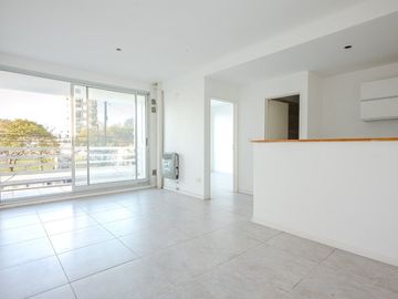 VENTA 2 AMB C/COCHERA A ESTRENAR SAN MARTIN CENTRO