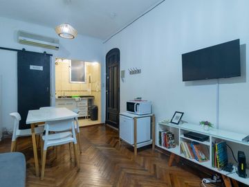 Venta, monoambiente frente, Av. Corrientes