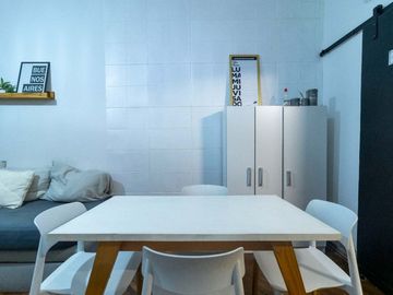 Venta, monoambiente frente, Av. Corrientes