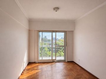 Venta departamento 3 ambientes balcon Saavedra