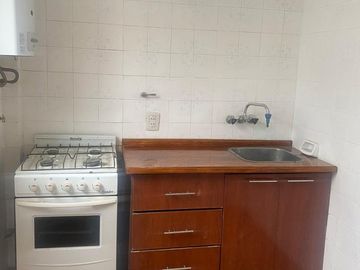VENTA Dpto 2 Amb- MATADEROS-Alberdi 5700