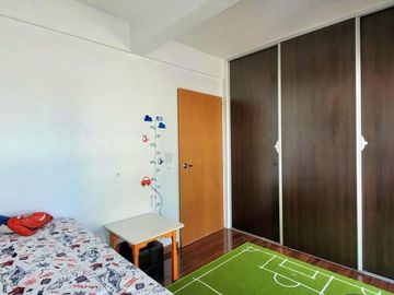 VENTA DPTO DUPLEX DE CATEGORIA 4 AMB EN FLORES