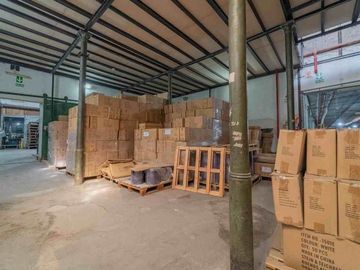 UNICO EN CABA 3 DEPOSITOS / TERRENOS unificados