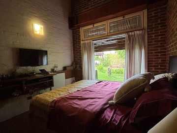 CASA QUINTA DE CATEGORIA 