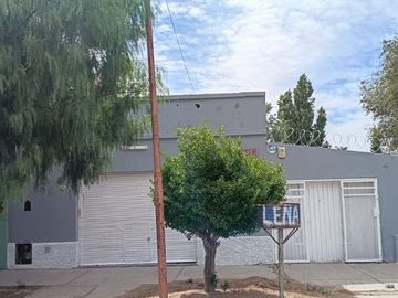 Casa + depto + local comercial Centro Cutral Co