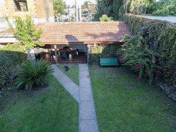 CASA EN VENTA EN JAGUEL 5 AMBIENTES APTA CREDITO