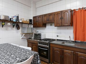 CASA EN VENTA EN JAGUEL 5 AMBIENTES APTA CREDITO