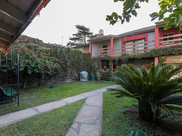 CASA EN VENTA EN JAGUEL 5 AMBIENTES APTA CREDITO