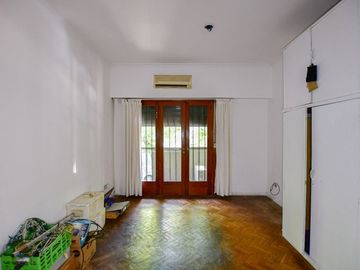 CASA VENTA LA PLATA 3 DORMITORIOS APTO BANCO LOTE