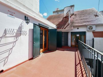 CASA VENTA LA PLATA 3 DORMITORIOS APTO BANCO LOTE