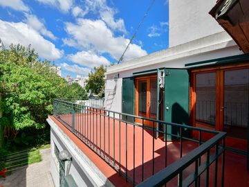 CASA VENTA LA PLATA 3 DORMITORIOS APTO BANCO LOTE