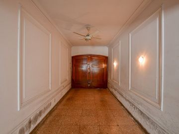 CASA VENTA LA PLATA 3 DORMITORIOS APTO BANCO LOTE