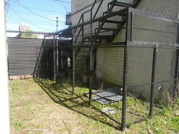 VENTA EN BLOQUE - 4 LOCALES COMERCIALES Y VIVIENDA