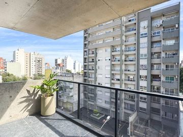 DPTO. SEMIPISO DE CATEGORIA 3 AMB. C/ BALC Y COCH