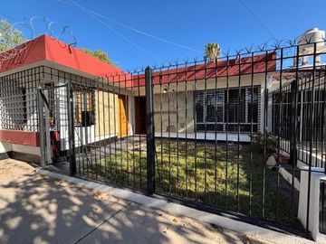 Casa con departamento pileta santa ana guaymallen