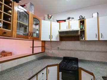 Venta depto 3 ambientes con balcón - Cohglan