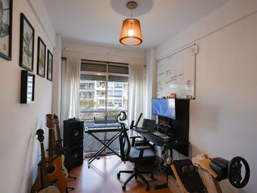 Venta depto 3 ambientes con balcón - Cohglan