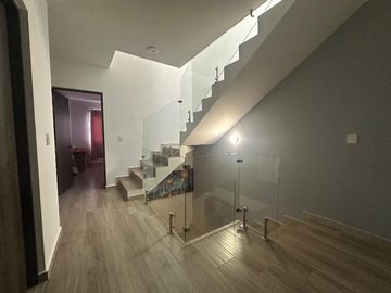 Casa en condominio en renta Querétaro El Refugio Alttica