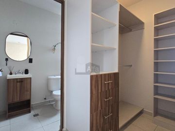 Casa sola en venta en Pueblito Colonial, Corregidora, Querétaro