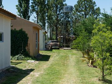 VENTA CUATRO CABAÑAS CON QUINCHO Y PILETA