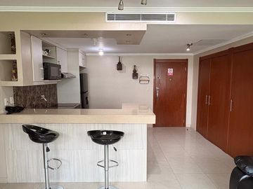Suite en Alquiler, Riverfront I, Puerto Santa Ana, RobA