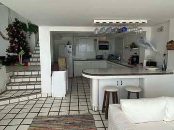 Venta de linda casa en Pulpos frente al mar