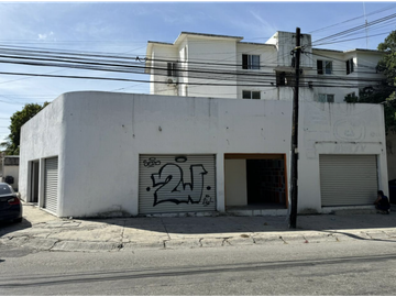 Locales en renta sobre la Av. Chichen Itza, Cancún