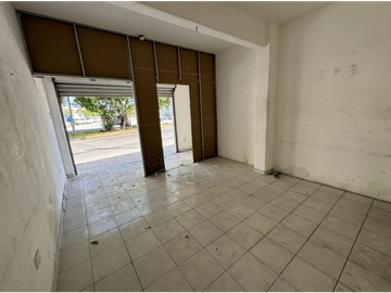 Locales en renta sobre la Av. Chichen Itza, Cancún