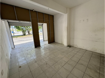 Locales en renta sobre la Av. Chichen Itza, Cancún