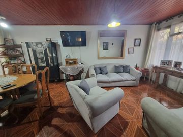 TRINIDAD RAMIREZ Y ACUARIO