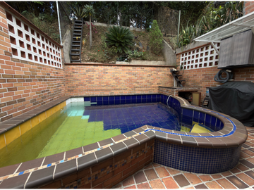 CASA UNIFAMILIAR EN VENTA LA MOTA EN MEDELLIN