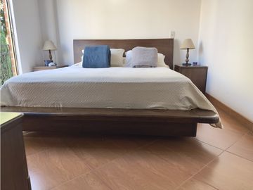 CASA EN VENTA SABANETA SECTOR ASDESILLAS 2 NIVELES